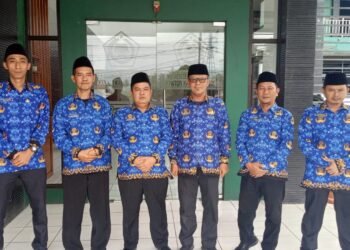 PPPK Kemenag Sukabumi Gelar Aksi Sosial Berbagi Sembako dan Peralatan Sekolah