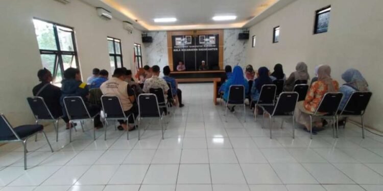 Melalui MTA, KUA Sagaranten Bangun Sinergi dan Integritas ASN di Bulan Suci