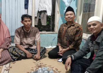 PD IPARI Kab. Sukabumi Takziah ke Rumah Duka Penyuluh Agama Islam KUA Cisolok