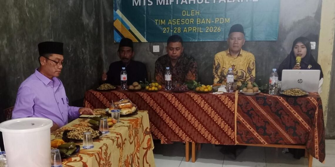 MTs Miftahul Falah 2 Sambut Tim Asesor BAN-PDM dalam Kegiatan Visitasi Akreditasi