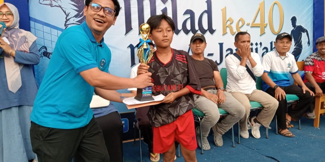 MI Sukatani Raih Juara 1 Futsal pada Milad MTs Al-Jamii’ah ke-40
