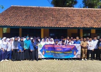 KUA Cikakak Gelar BRUS di MTs Assyahadatain, Edukasi Siswa tentang Pencegahan Pernikahan Dini