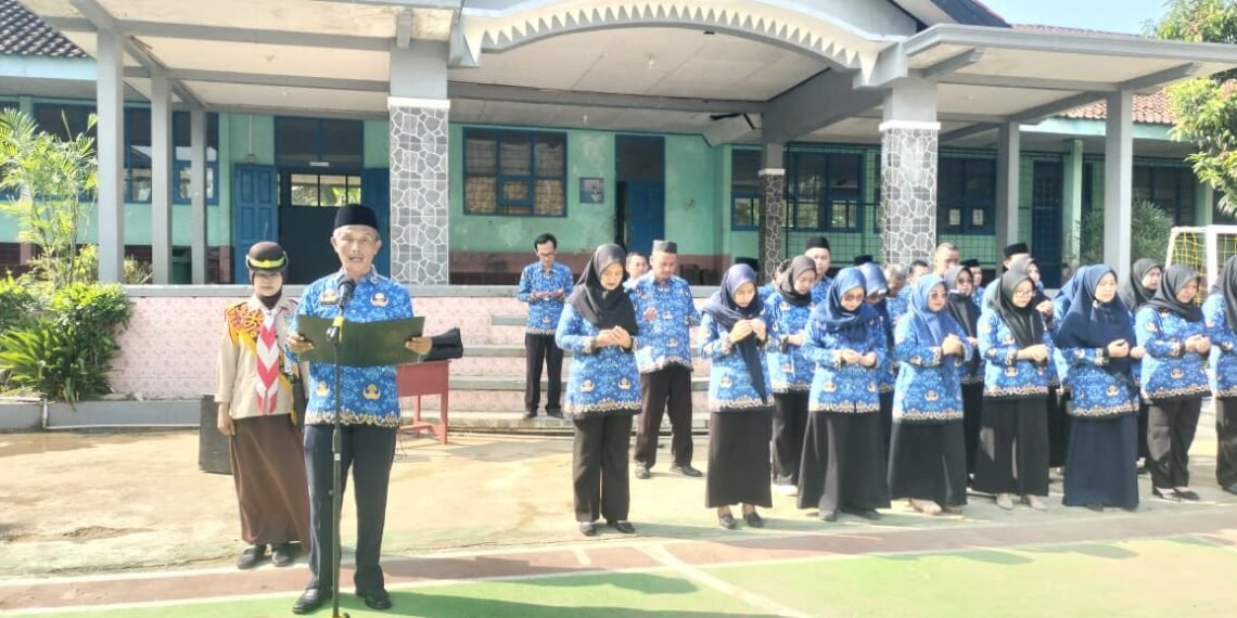 KUA Ciracap Ikuti Upacara Hari Kebangkitan Nasional Tingkat Kecamatan di SMAN 1 Ciracap