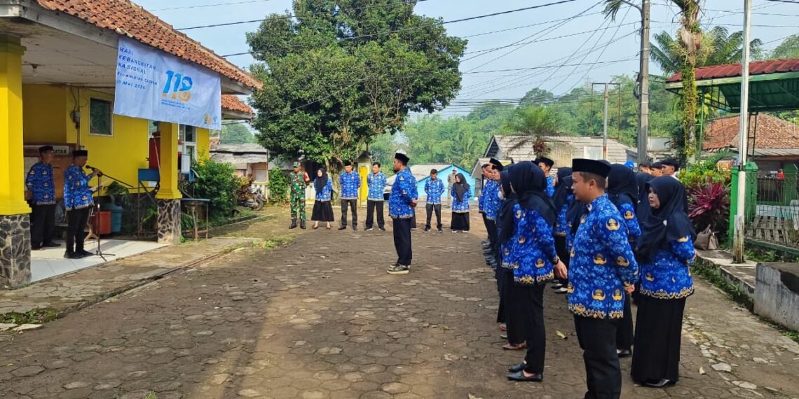 KUA Cidahu Ikuti Upacara Hari Kebangkitan Nasional Ke-118, Gaungkan Semangat “Jaga Tunas Bangsa Demi Kedaulatan Negara”