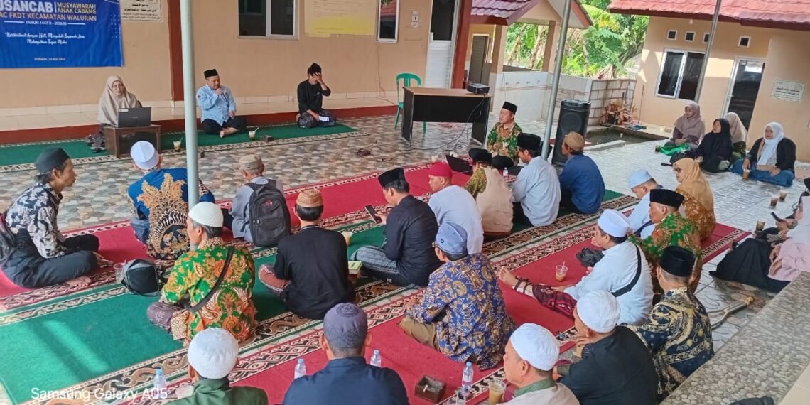 KUA Waluran Gelar Bimbingan dan Pengarahan IJOP MDTU Bersama Forkopimcam dan FKDT