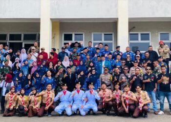 Kepala KUA Cicurug Pimpin Doa pada Upacara Harkitnas Ke-118 Tingkat Kecamatan