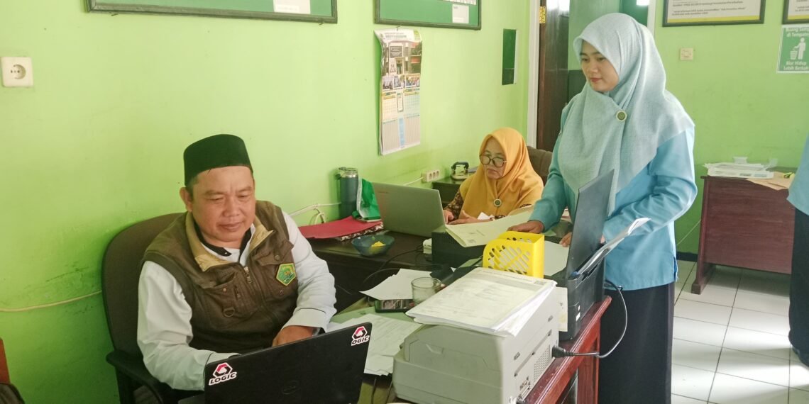 Pelaksana KUA Ciracap Perkuat Tertib Administrasi Pelayanan Keagamaan
