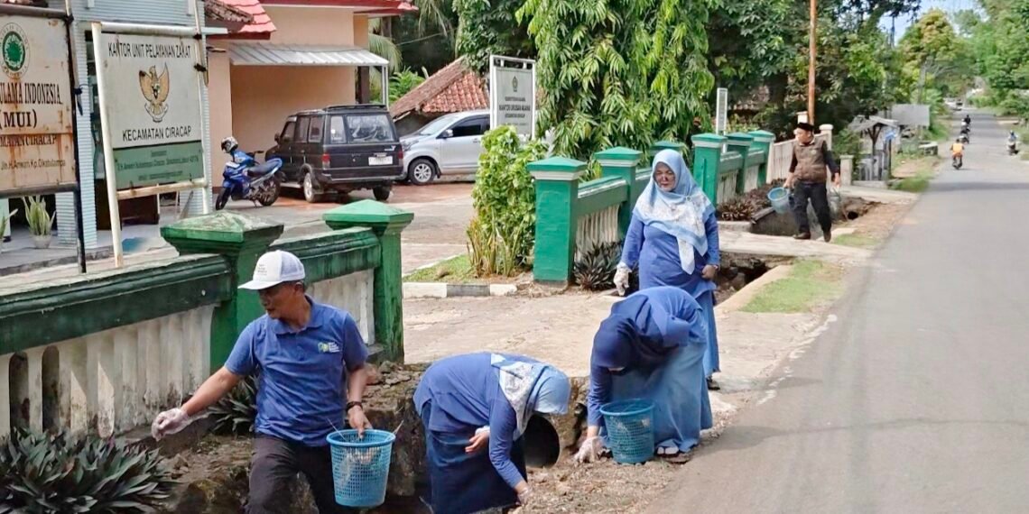 GEMAH ASRI KUA Ciracap, Dari Memungut Sampah Menumbuhkan Nilai Kepedulian