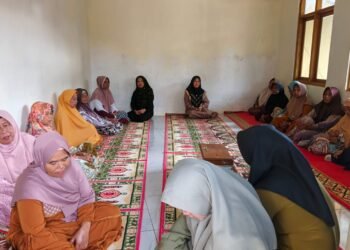 Penyuluh Agama KUA Lengkong Sampaikan Bimluh Jelang Iduladha di MT Al Fatihah