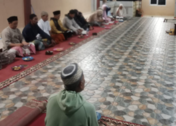 Penyuluh Agama KUA Waluran Aktif Lakukan Pembinaan Keagamaan Rutin di Masjid Raden Assidiqiyah