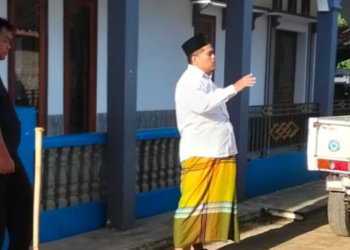 Penyuluh Agama KUA Surade Manfaatkan Fenomena Rashdul Kiblat untuk Verifikasi Arah Kiblat Masjid