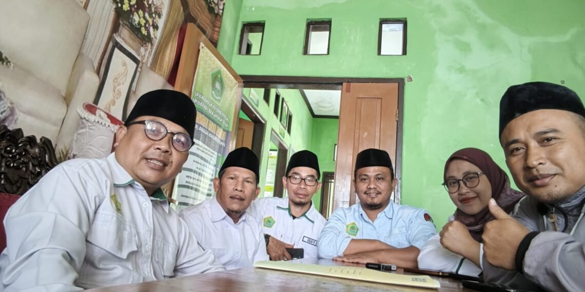 Kawal Gerakan Wajib Halal Oktober, Kepala KUA Lengkong: Kami Siap Tancap Gas ke Lapangan