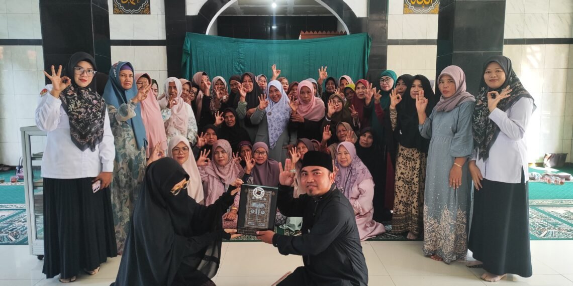 KUA Cikakak dan KTT Perkuat Syiar Al-Qur’an melalui Kolaborasi Pembinaan Masyarakat