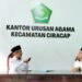 Kepala MA Nurul Hikmah Silaturahmi dan Sharing Program Keagamaan dengan KUA Ciracap