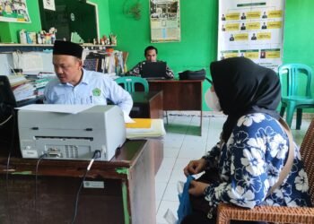 KUA Cikakak Optimalkan Layanan Konsultasi dan Pendampingan Administrasi Keagamaan bagi Masyarakat