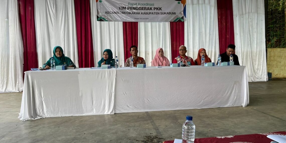 Dukung Ketahanan Keluarga, KUA Cikakak Perkuat Sinergi Lintas Sektor dalam Rakor TP PKK