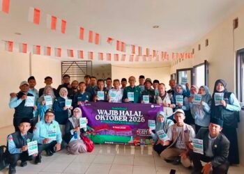 KUA Sukaraja Gandeng Lintas Sektor Kampanyekan Wajib Halal Oktober 2026 di Pasar Sukaraja