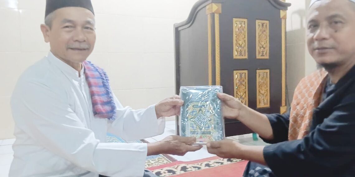 KUA Ciracap Mulai Distribusikan Al-Qur’an Berseri 30 Juz Bantuan Yayasan Annur Indonesia