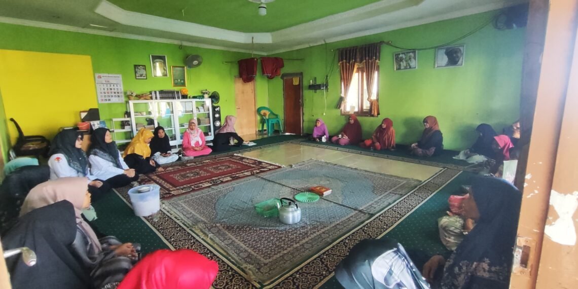 Penyuluh KUA Cikakak Ajak Jamaah Majelis Taklim Raudzotul Aulad Bermuhasabah Menjelang Tahun Baru Hijriah 1448 H