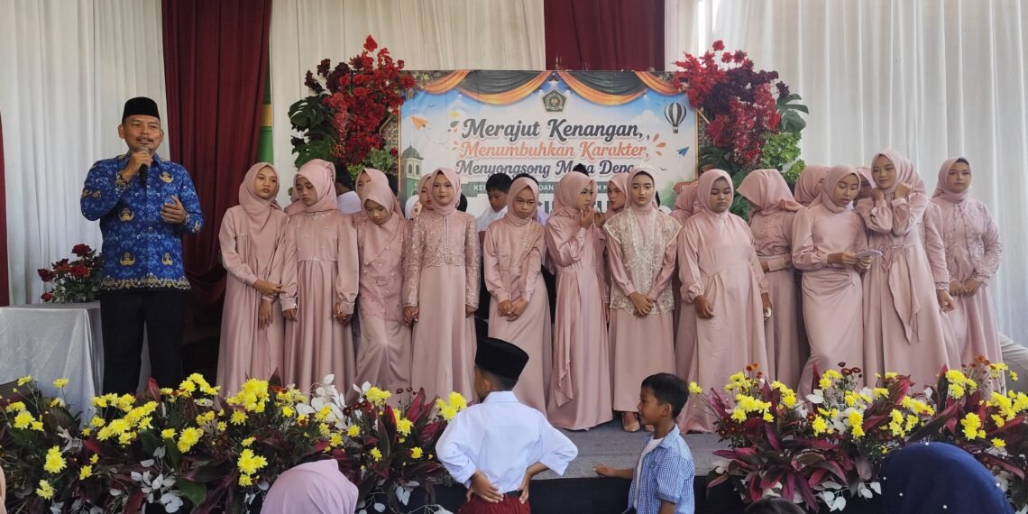 MI Cibatu Gelar Kenaikan Kelas dan Perpisahan Siswa Kelas VI Tahun Ajaran 2025/2026
