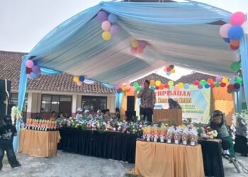Penyuluh KUA Ciemas Tekankan Pentingnya Pendidikan Agama pada Perpisahan dan Kenaikan Kelas MI-MTs Al Hikmah Riyadul Mutafakirin