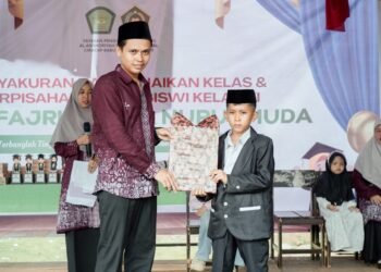 MI Al Fajri Ciracap Gelar Perpisahan dan Kenaikan Kelas, Perkuat Semangat Meraih Masa Depan