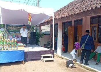 KUA Cikakak Dorong Semangat Belajar Santri pada Kenaikan Kelas Madrasah Diniyah Sirojul Athfal