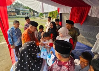 Gebyar Muharam di Cibadak, KUA Berbagi Kebahagiaan untuk Yatim dan Disabilitas