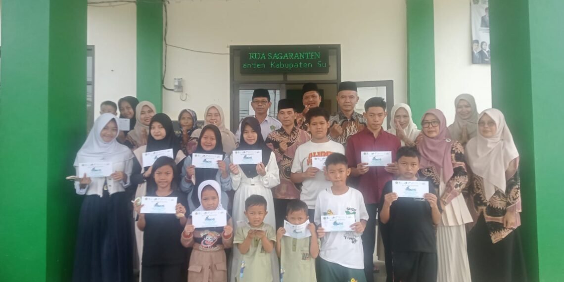 Asyura Penuh Kasih, KUA Sagaranten Berbagi Kebahagiaan dengan Yatim dan Disabilitas