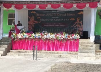 Pengawas MTs Apresiasi Tasyakuran Kelas IX, Perkuat Sinergi Madrasah dan Masyarakat