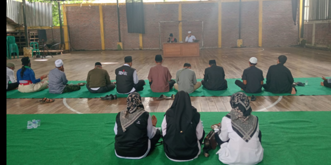 KUA Sagaranten Hadiri Pengajian Syahriahan Desa Pasanggrahan, Perkuat Keimanan dan Istiqamah Beribadah