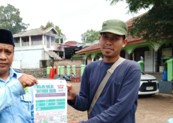 Sasar Pedagang Pasar Bojonggenteng, KUA Bojonggenteng Gencarkan Sosialisasi Wajib Halal Oktober 2026