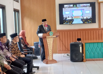 Kepala Kemenag Kabupaten Sukabumi Tekankan Amanah Jabatan dan Kualitas Layanan pada Penugasan Baru Lima Kepala KUA