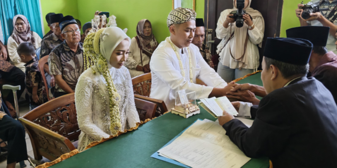 KUA Gunungguruh Layani Akad Nikah Pasangan Gen Z, Tekankan Pentingnya Fondasi Keluarga Sakinah