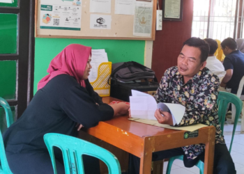 KUA Cikakak Permudah Layanan Nikah Melalui Pendampingan Administrasi bagi Masyarakat