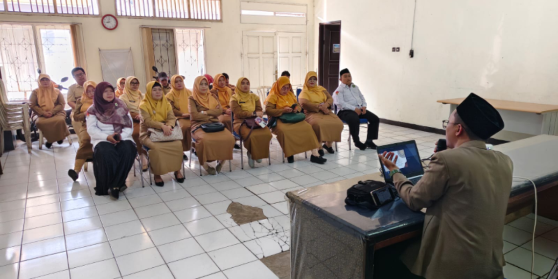 KUA Cisaat Hadiri MTA Kecamatan, Perkuat Nilai Kemurnian Niat dalam Pengabdian