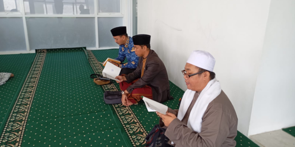 Peaceful Muharram 1448 H, KUA Sukalarang Hidupkan Tradisi Mengaji