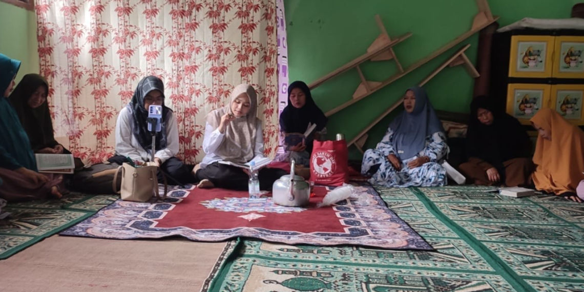 Penyuluh KUA Cikidang Sukseskan Gerakan 100.000 Khataman Al-Qur’an di MT Al Istiqamah