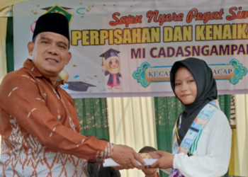 MI Cadasngampar Gelar Perpisahan dan Kenaikan Kelas, Tanamkan Semangat Belajar dan Akhlak Mulia