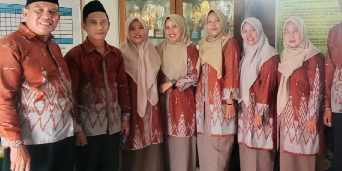 MI Cadasngampar Ciracap Perkuat Karakter dan Prestasi Peserta Didik Melalui Pembinaan Berkelanjutan