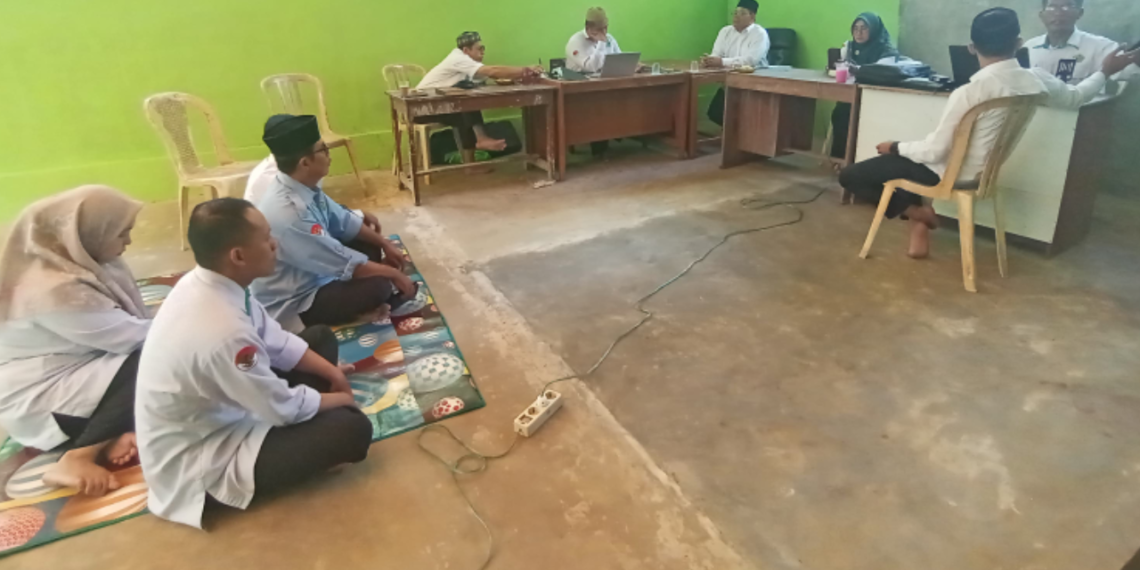 Kepala KUA Surade Ajak Pegawai Sukseskan Lebaran Yatim, Perkuat Kepedulian Sosial dalam Program Peaceful Muharram II