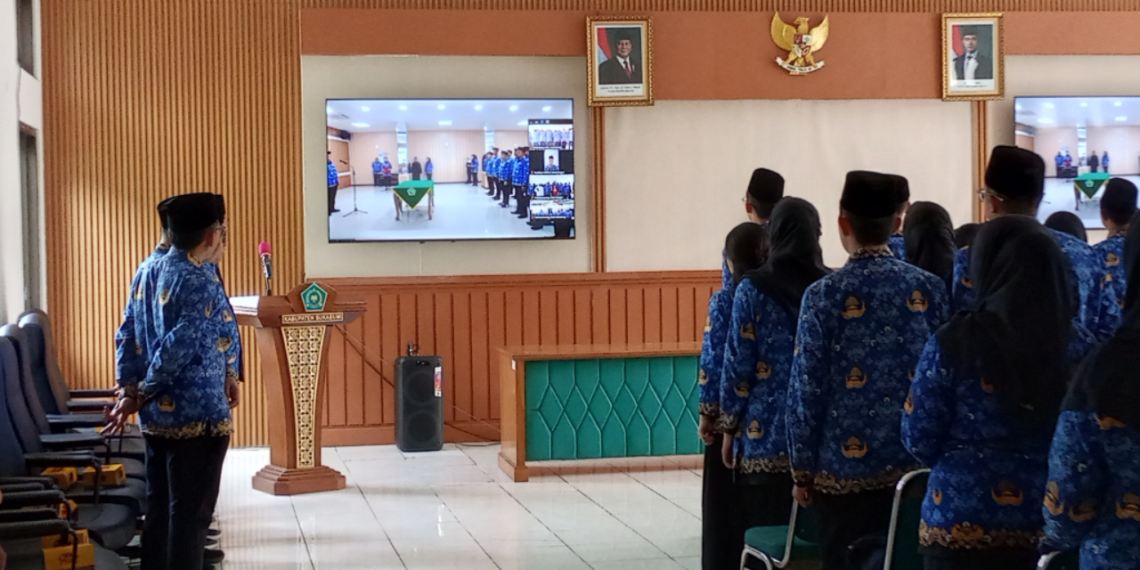 65 ASN Kemenag Kabupaten Sukabumi Ikuti Pengambilan Sumpah Jabatan Fungsional, Kakanwil Jabar Dorong Profesionalisme dan Kinerja Berdampak