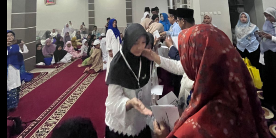 KUA Kecamatan Sukabumi Hadirkan Senyum Muharram bagi Anak Yatim dan Penyandang Disabilitas