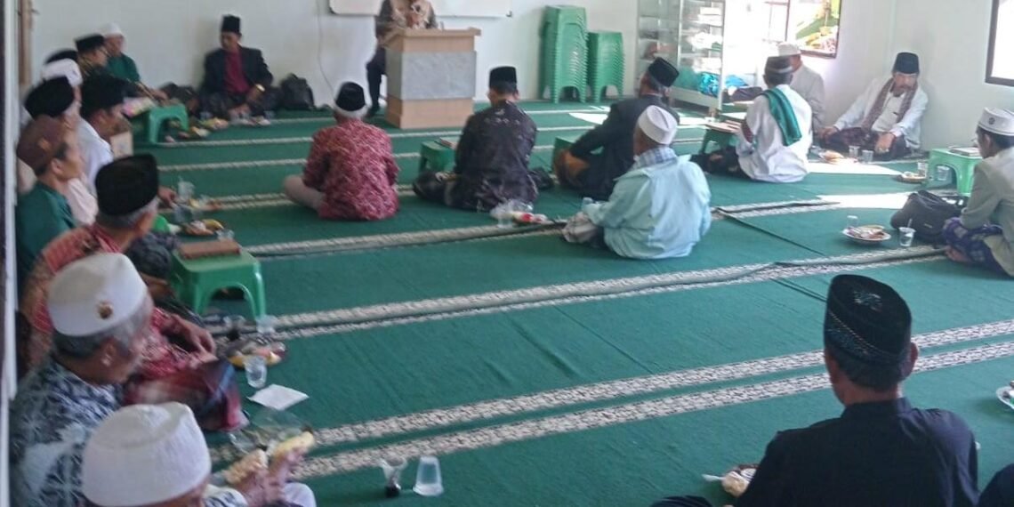 Pengajian Syahriahan Desa Curugluhur Perkuat Ukhuwah dan Semangat Keagamaan Masyarakat