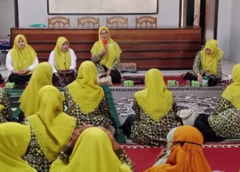 Penyuluh KUA Ciracap Sosialisasikan Gerakan Nasional 1.448.000 Rashdul Kiblat kepada Pengurus MTM