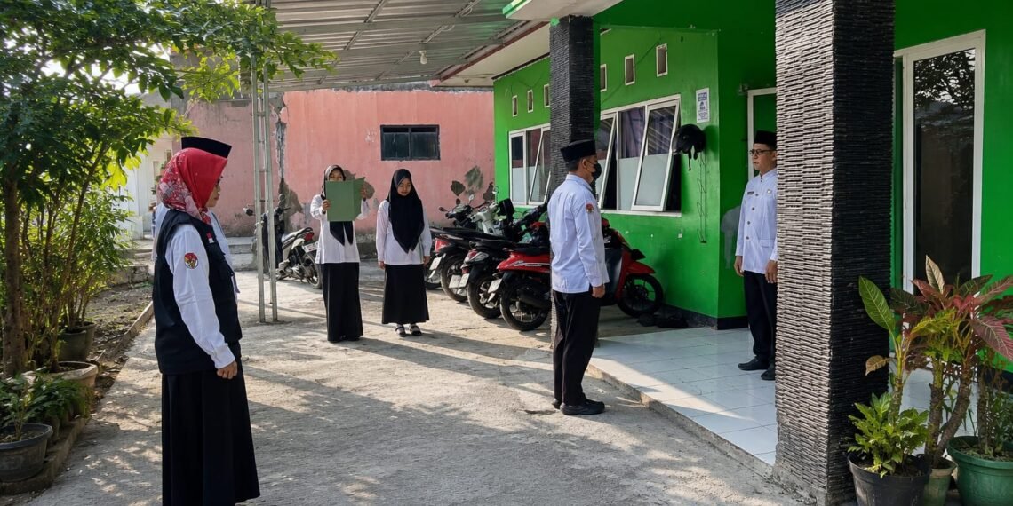 KUA Curugkembar Perkuat Disiplin dan Kualitas Pelayanan Melalui Apel Pagi dan Rapat Internal