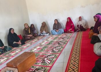 Penyuluh Agama Islam KUA Lengkong Ajak Jamaah Majelis Taklim Menumbuhkan Cinta Al-Qur’an