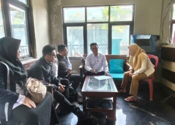 KUA Gunungguruh Manfaatkan Gebyar Posyandu untuk Sosialisasikan Gerakan Nasional Indonesia Berkiblat