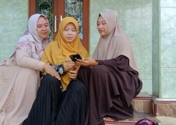 Penyuluh KUA Gegerbitung Dampingi Jamaah Majelis Taklim At-Taqwa Registrasi Gerakan Nasional Indonesia Berkiblat 1448K