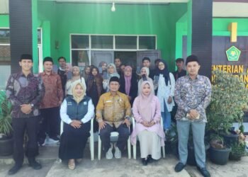 KUA Nagrak Integrasikan Bimbingan Perkawinan dengan Registrasi Gerakan Nasional Indonesia Berkiblat